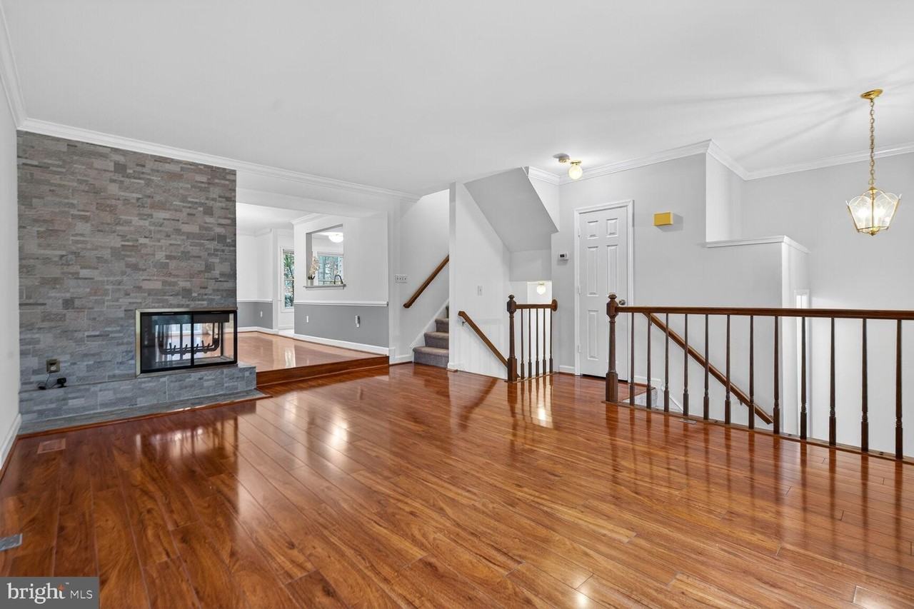 12655 Wimbley Ln - Photo 2 of 27