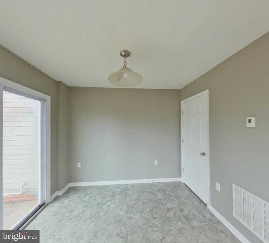 136 Checko Ct - Photo 3 of 7