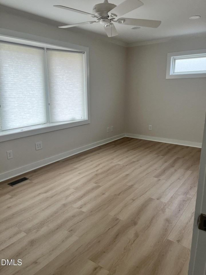 303 Mayodan Dr - Photo 6 of 12