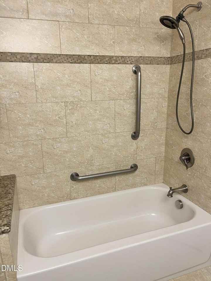 303 Mayodan Dr - Photo 7 of 12