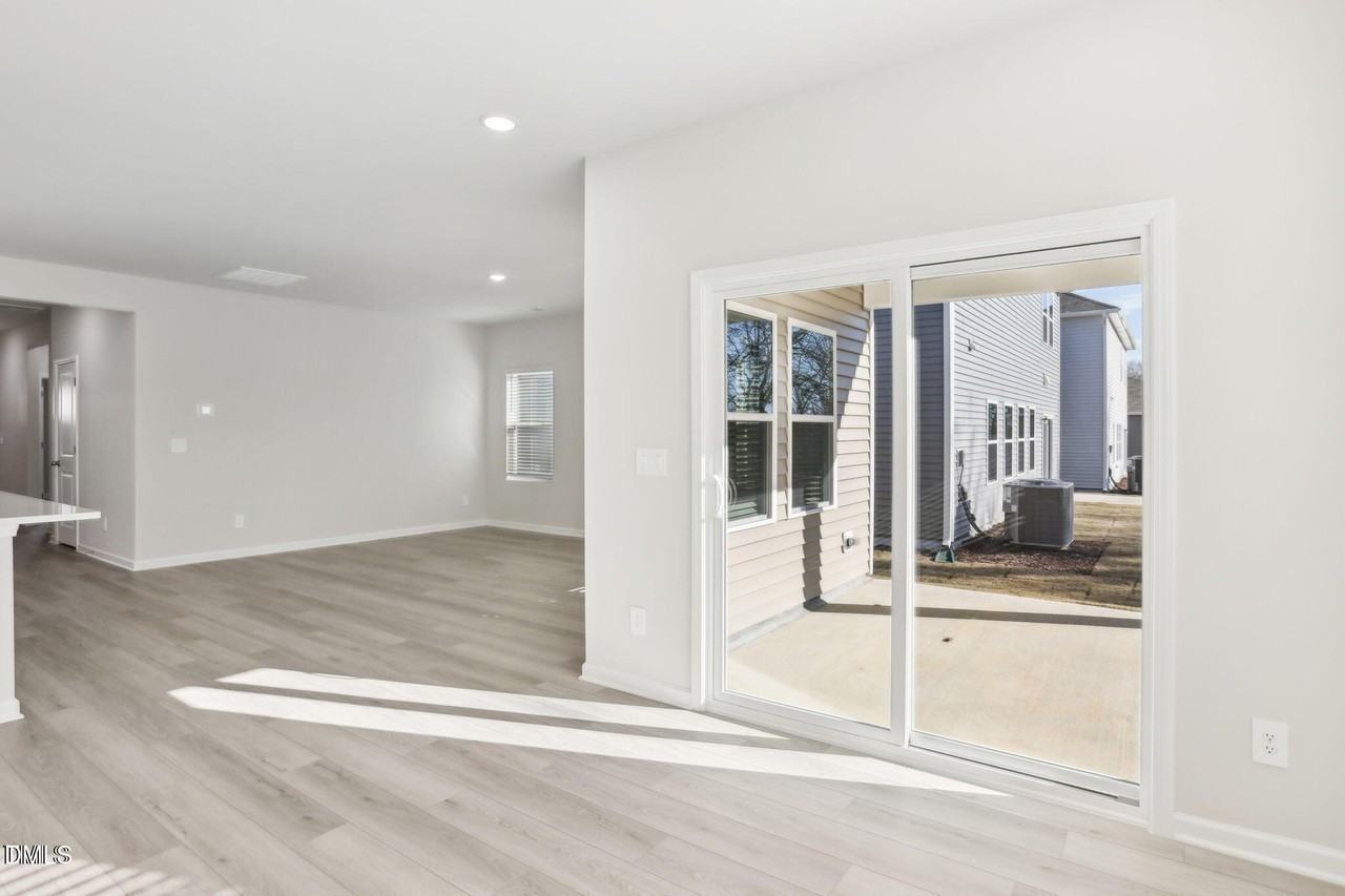 283 White Birch Ln - Photo 6 of 12