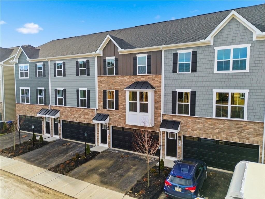 339 Telluride Ln - Photo 2 of 41