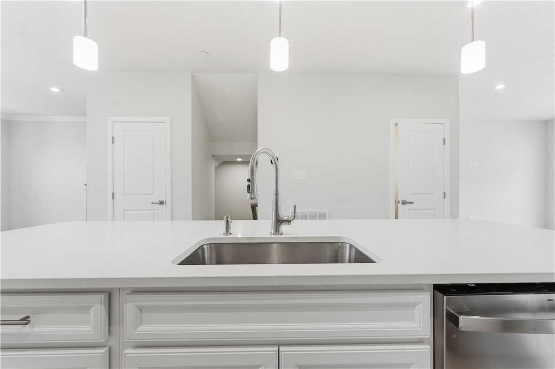 339 Telluride Ln - Photo 5 of 41