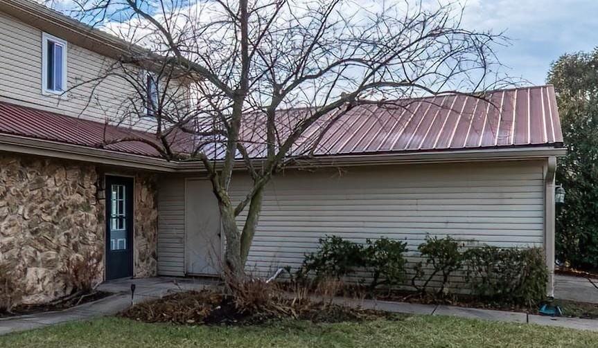 4319 Whalers Cv - Photo 2 of 30