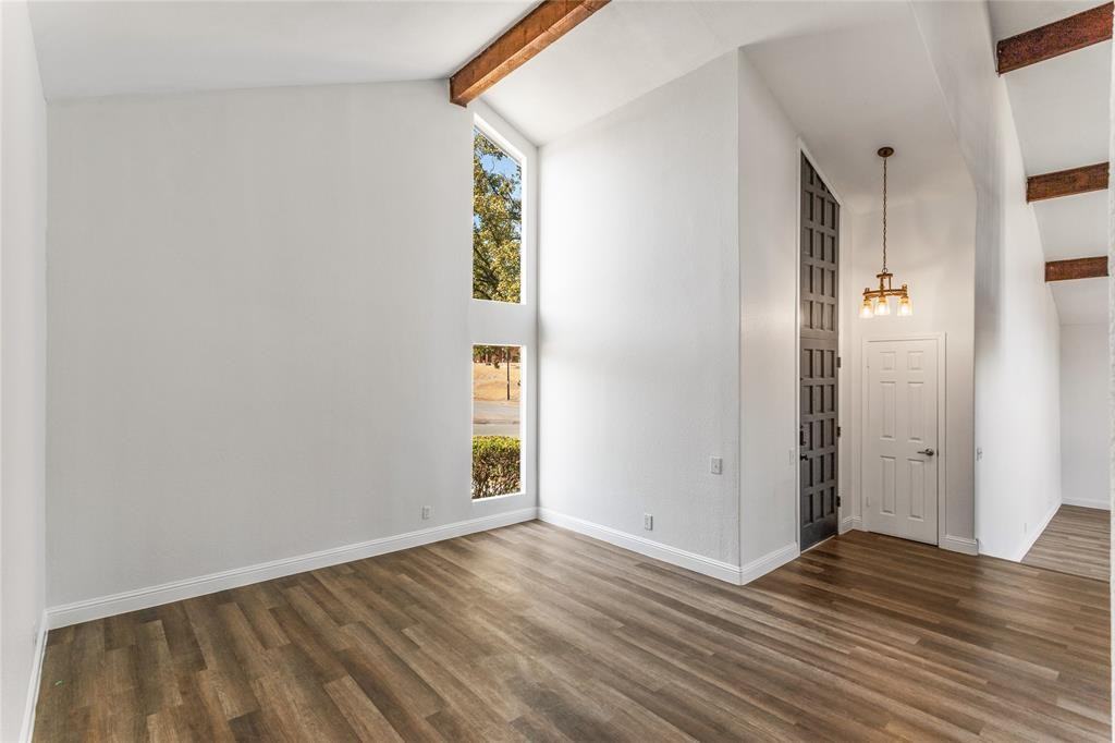 3210 Coronado St - Photo 5 of 39