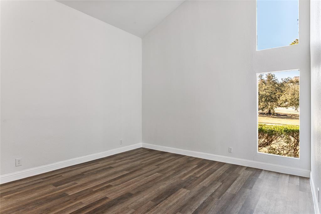 3210 Coronado St - Photo 6 of 39