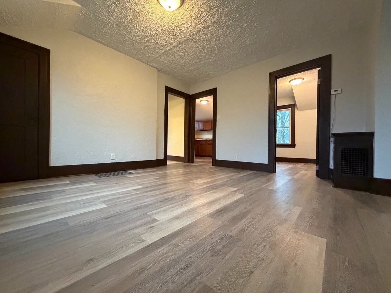 904 York St #2 - Photo 7 of 20