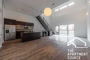 featured image of 1002 W Lake St #2