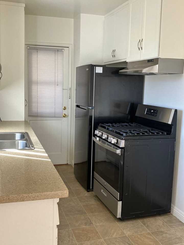 Atlantic - Photo 4 of 13