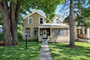 featured image of 1221 8th St Se ## 23