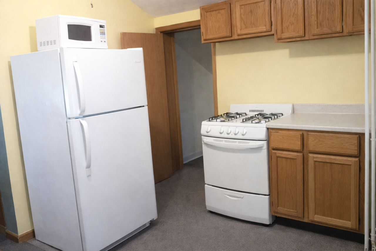 1221 8th St Se ## 23 - Photo 3 of 22