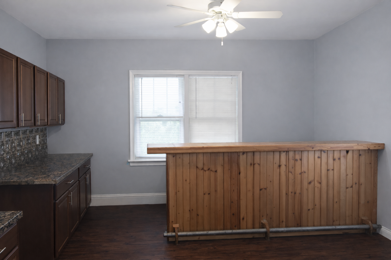 954 15th Ave Se - Photo 6 of 19