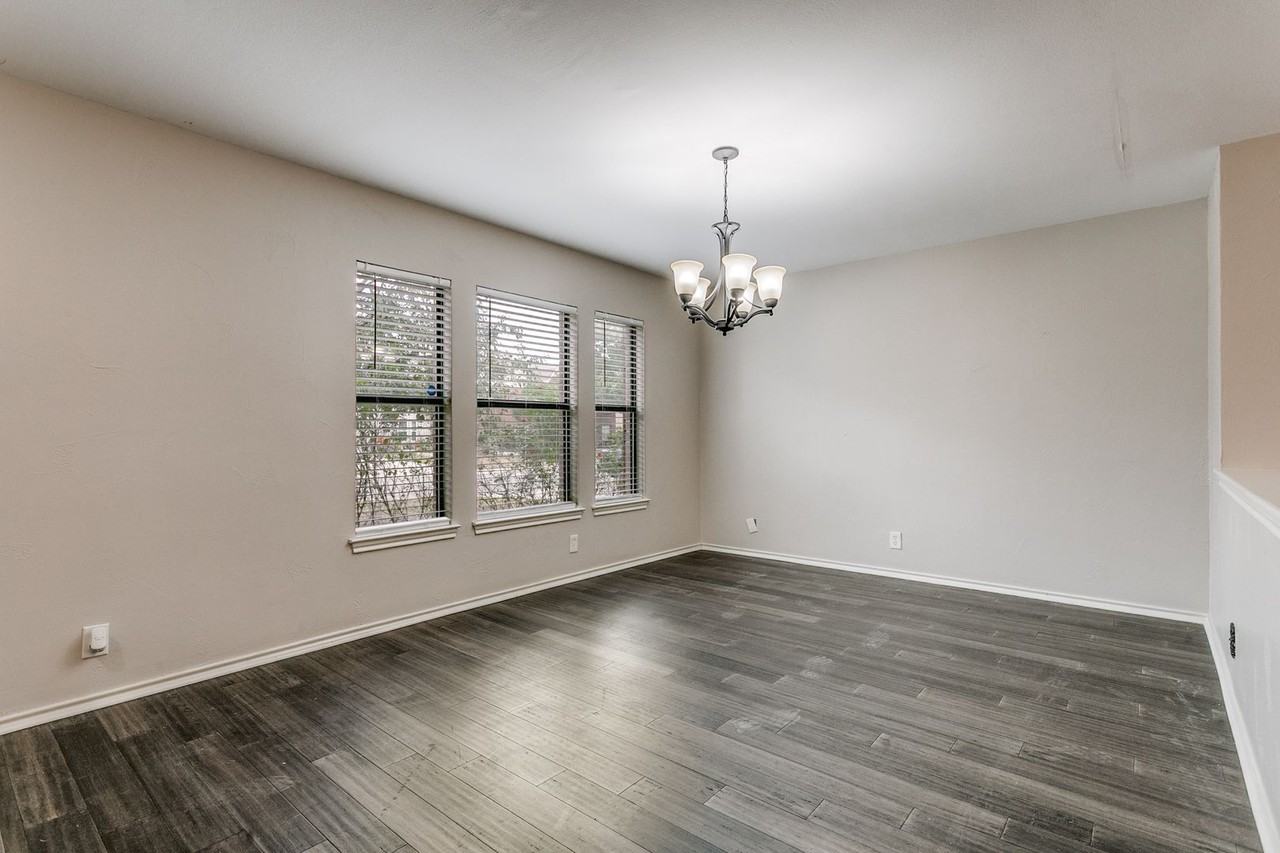 7766 Falcon Oak Dr - Photo 4 of 25