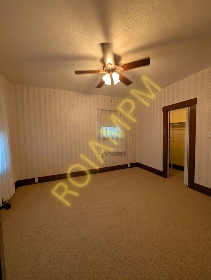 1410 Maple Ave - Photo 6 of 8