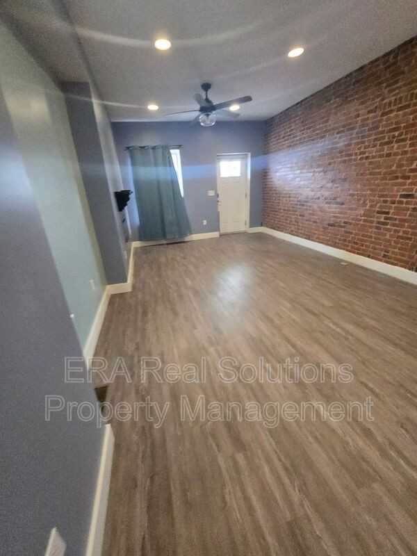 772 Sullivant Ave - Photo 5 of 28