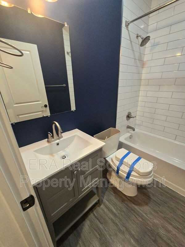 772 Sullivant Ave - Photo 7 of 28