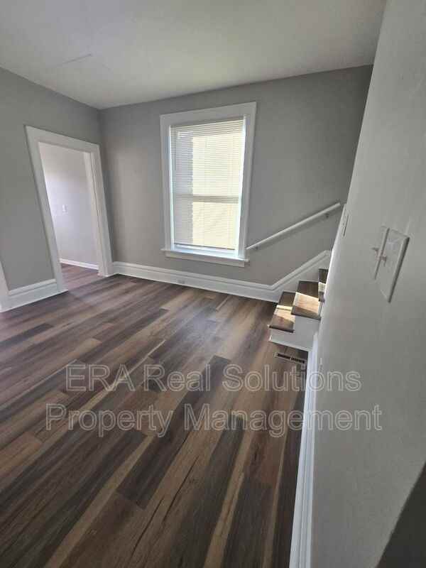 87 Euclid Ave - Photo 4 of 35
