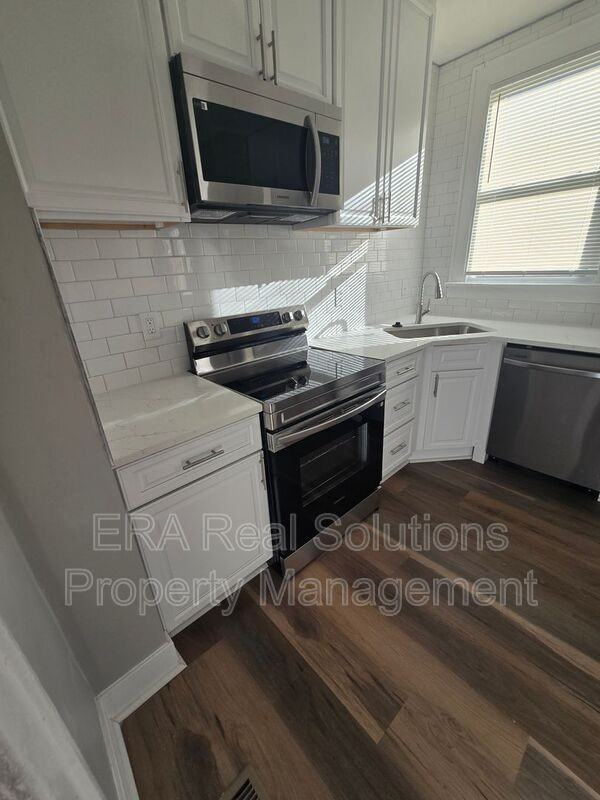 87 Euclid Ave - Photo 6 of 35