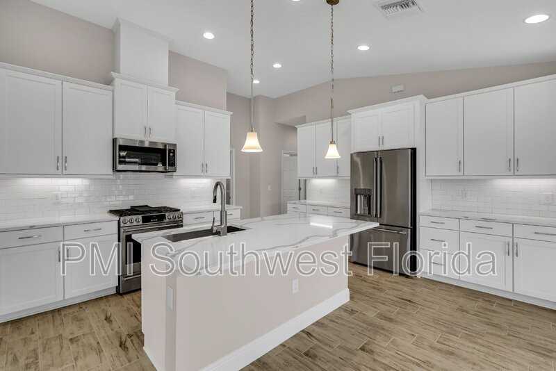 12468 Oak Hill Way - Photo 2 of 39