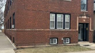 2456 W Cuyler Ave #2 - Photo 1 of 1