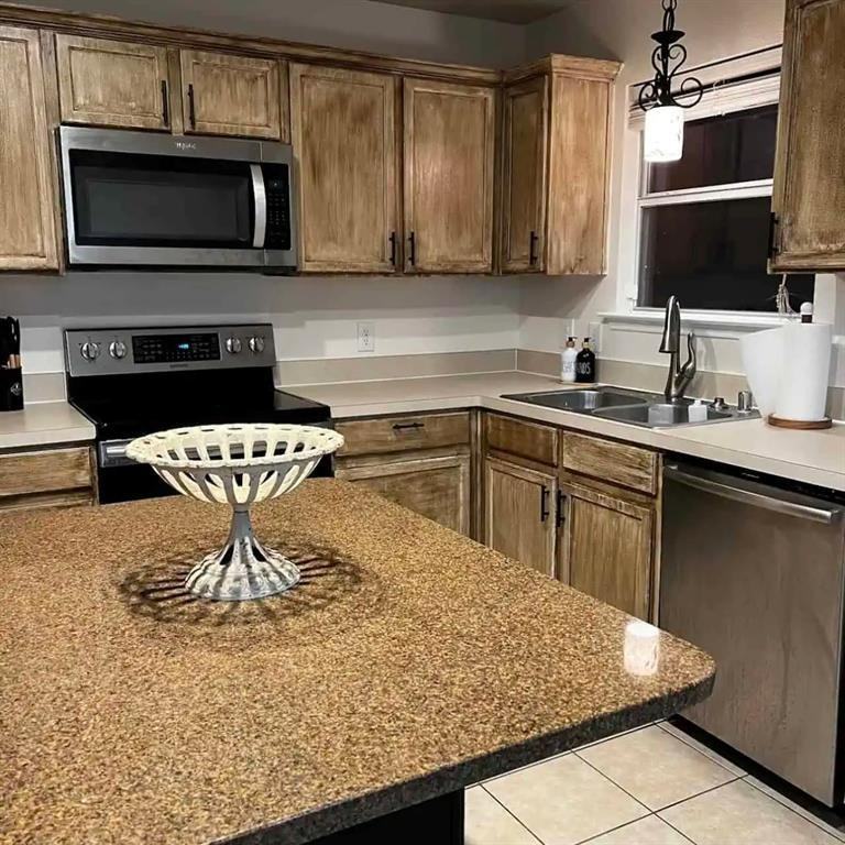 4512 Claret Ct - Photo 2 of 11