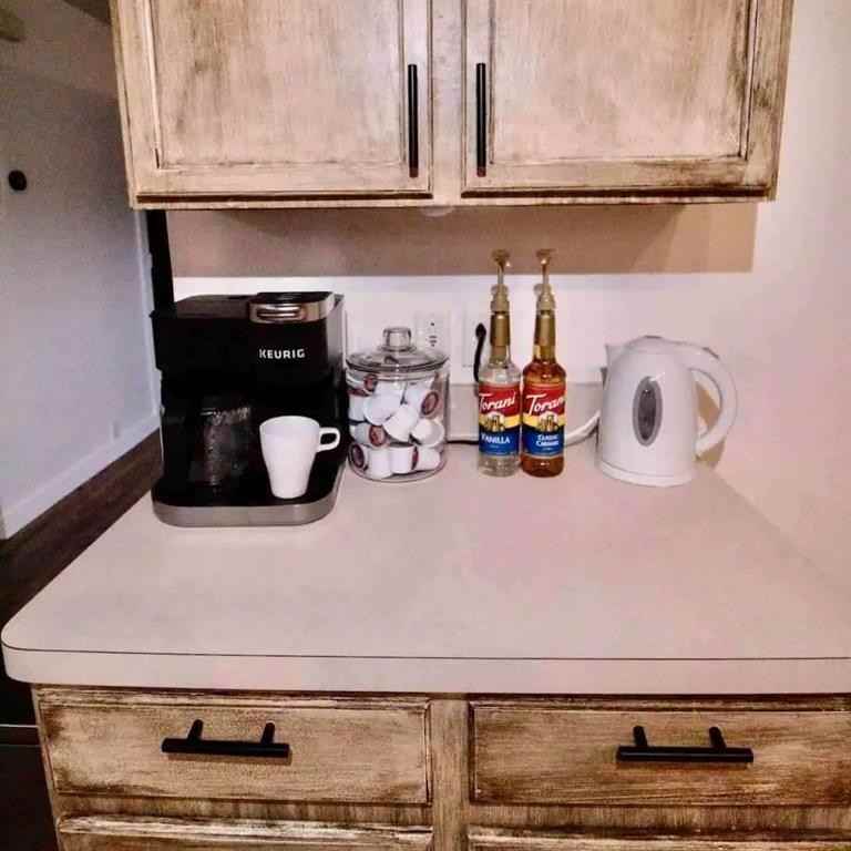 4512 Claret Ct - Photo 3 of 11