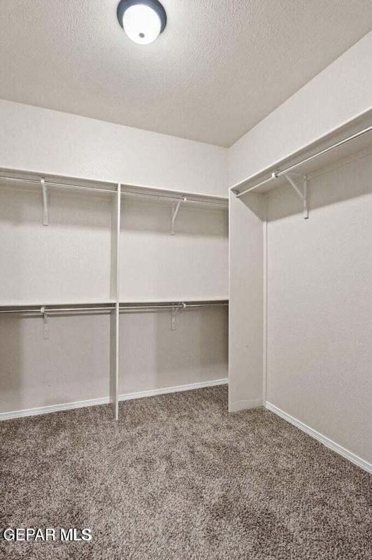 7433 Dewberry Dr - Photo 7 of 9