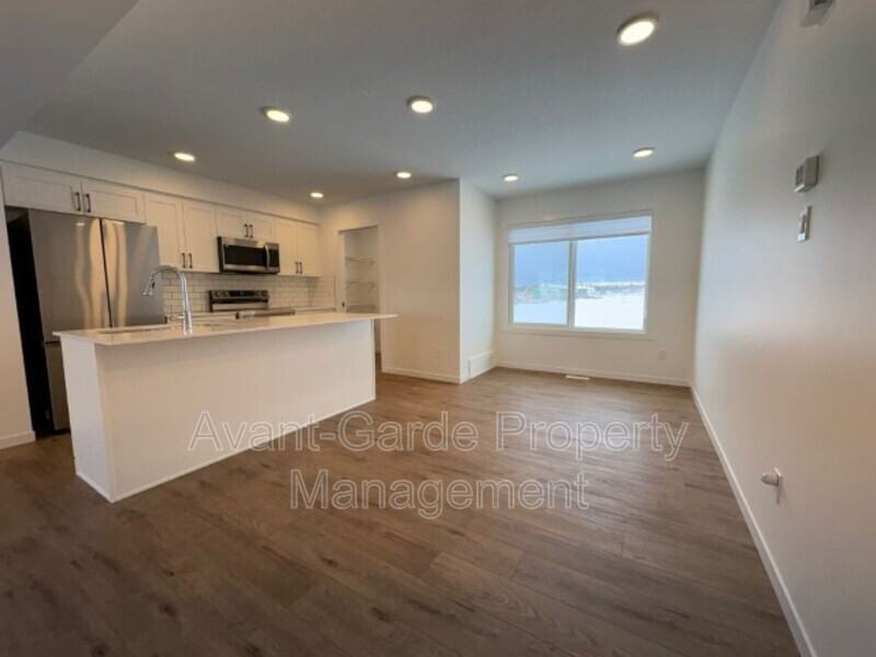 16 Elizabeth Gardens - Photo 5 of 25