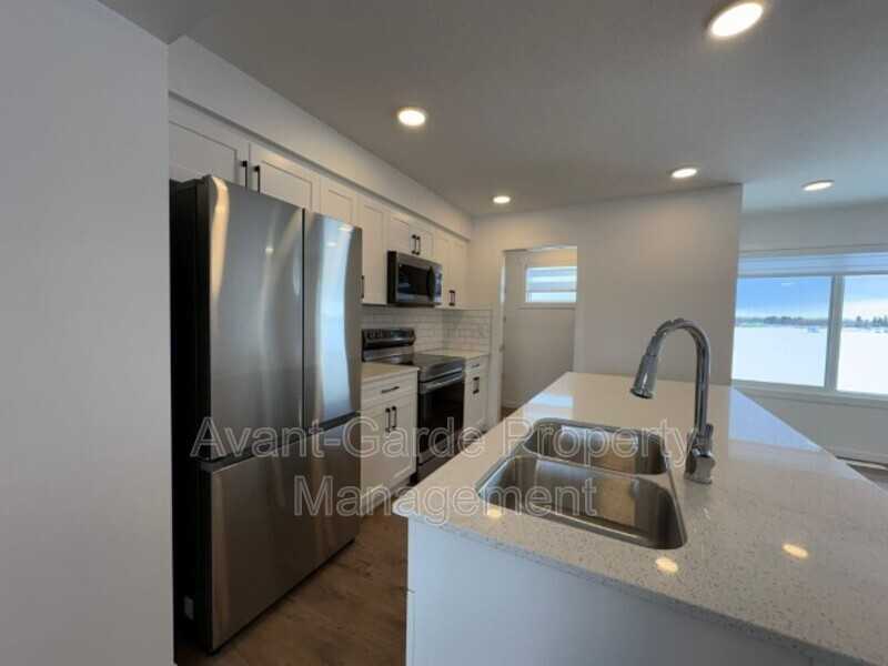 16 Elizabeth Gardens - Photo 7 of 25