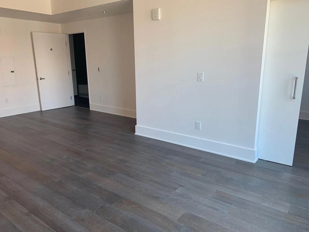 1075 Market St - Photo 4 of 6