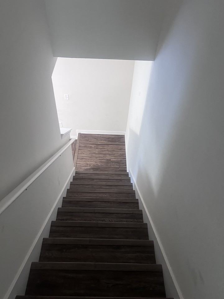 14403 Dunrobin Dr - Photo 5 of 7