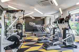 featured image of 75 Cowles Ln