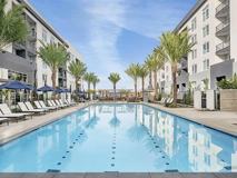 615 E Carson St - Photo 1 of 1