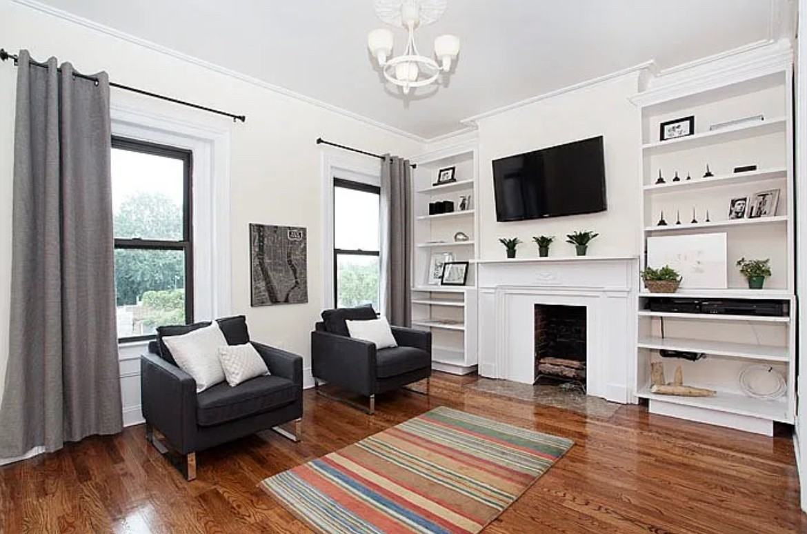 264 3rd St #401 - Photo 3 of 6