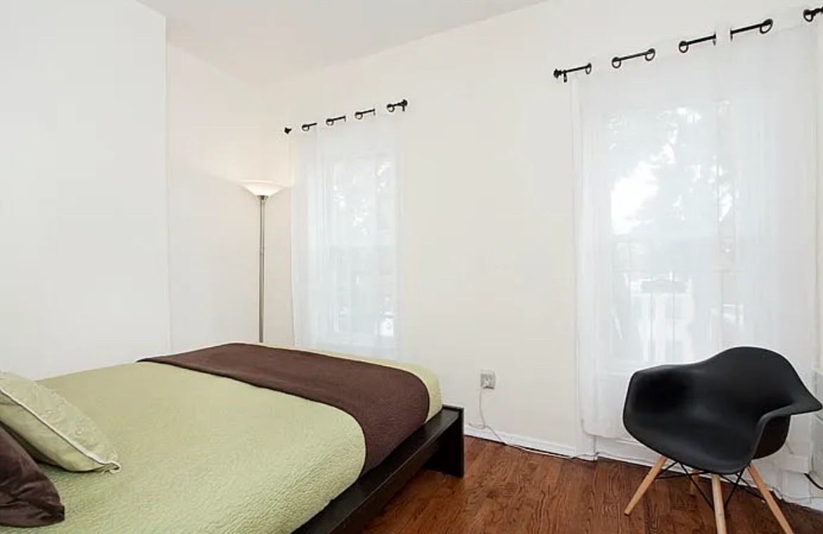 264 3rd St #401 - Photo 4 of 6