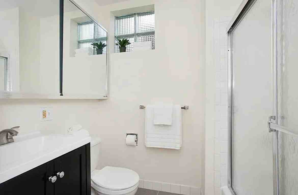 264 3rd St #401 - Photo 5 of 6