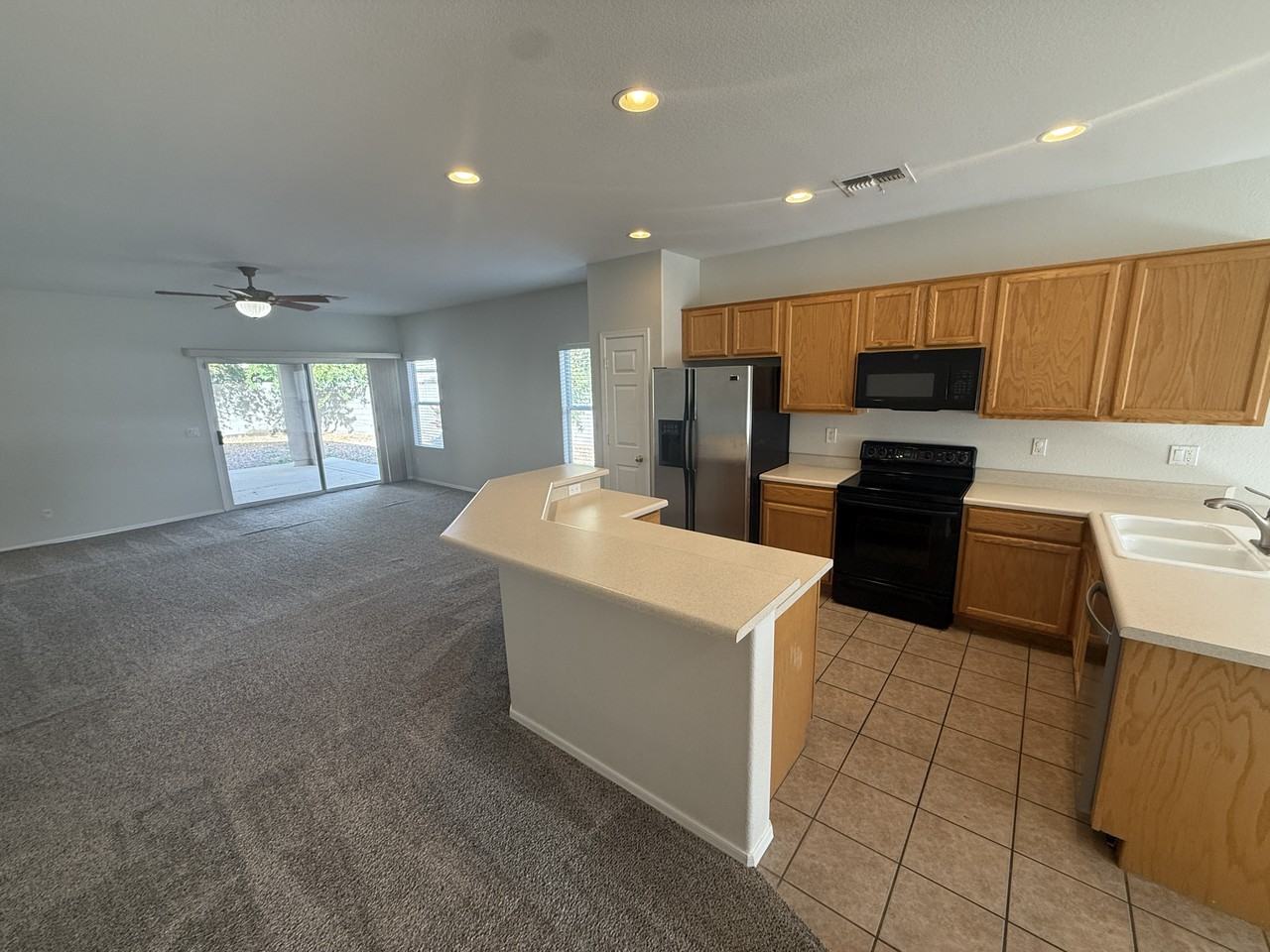 12356 W Tonto St - Photo 3 of 27