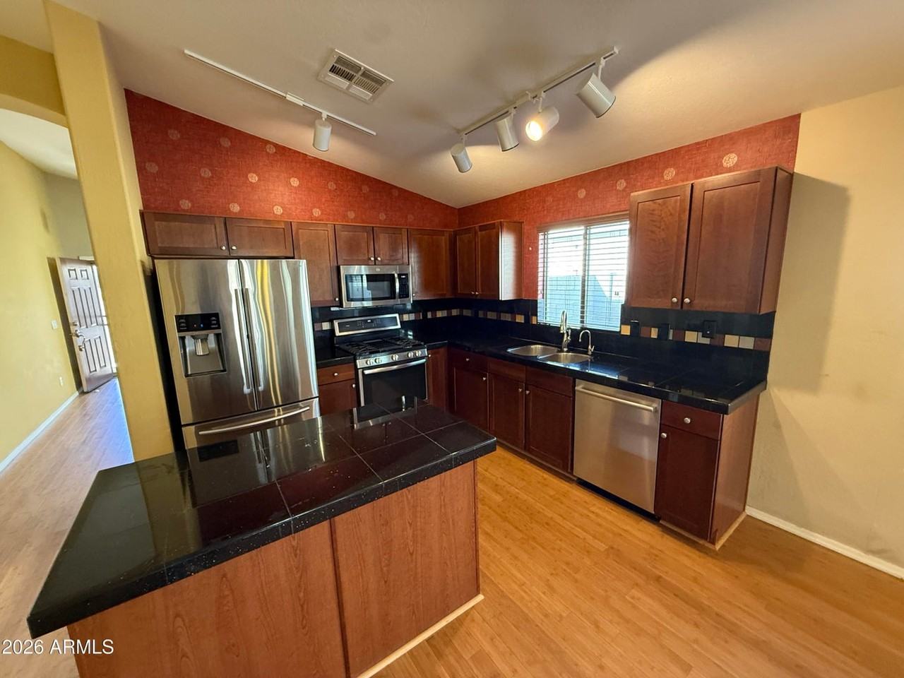 9109 N 183rd Ln - Photo 6 of 27