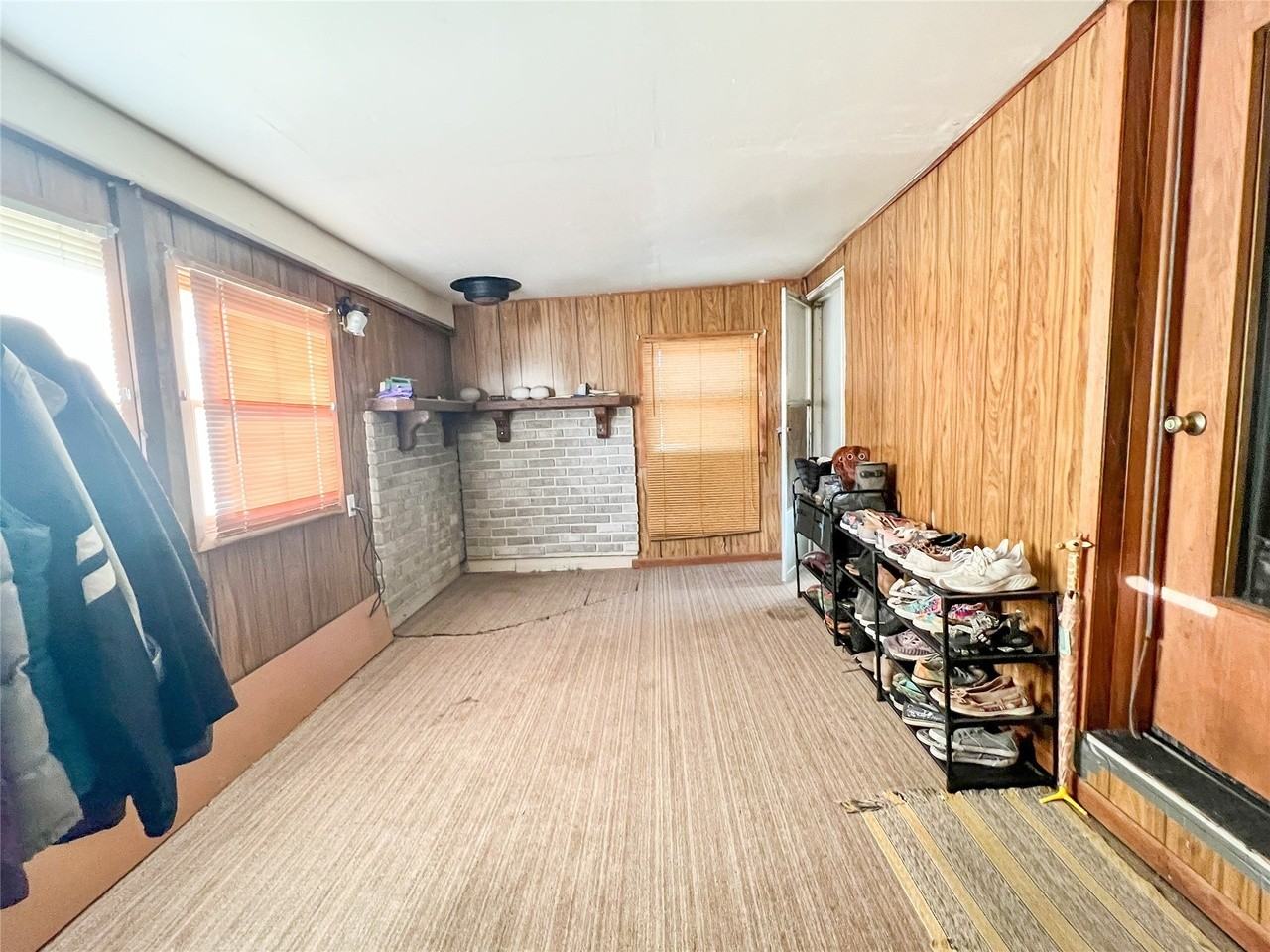 4140 Cambridge St - Photo 5 of 6