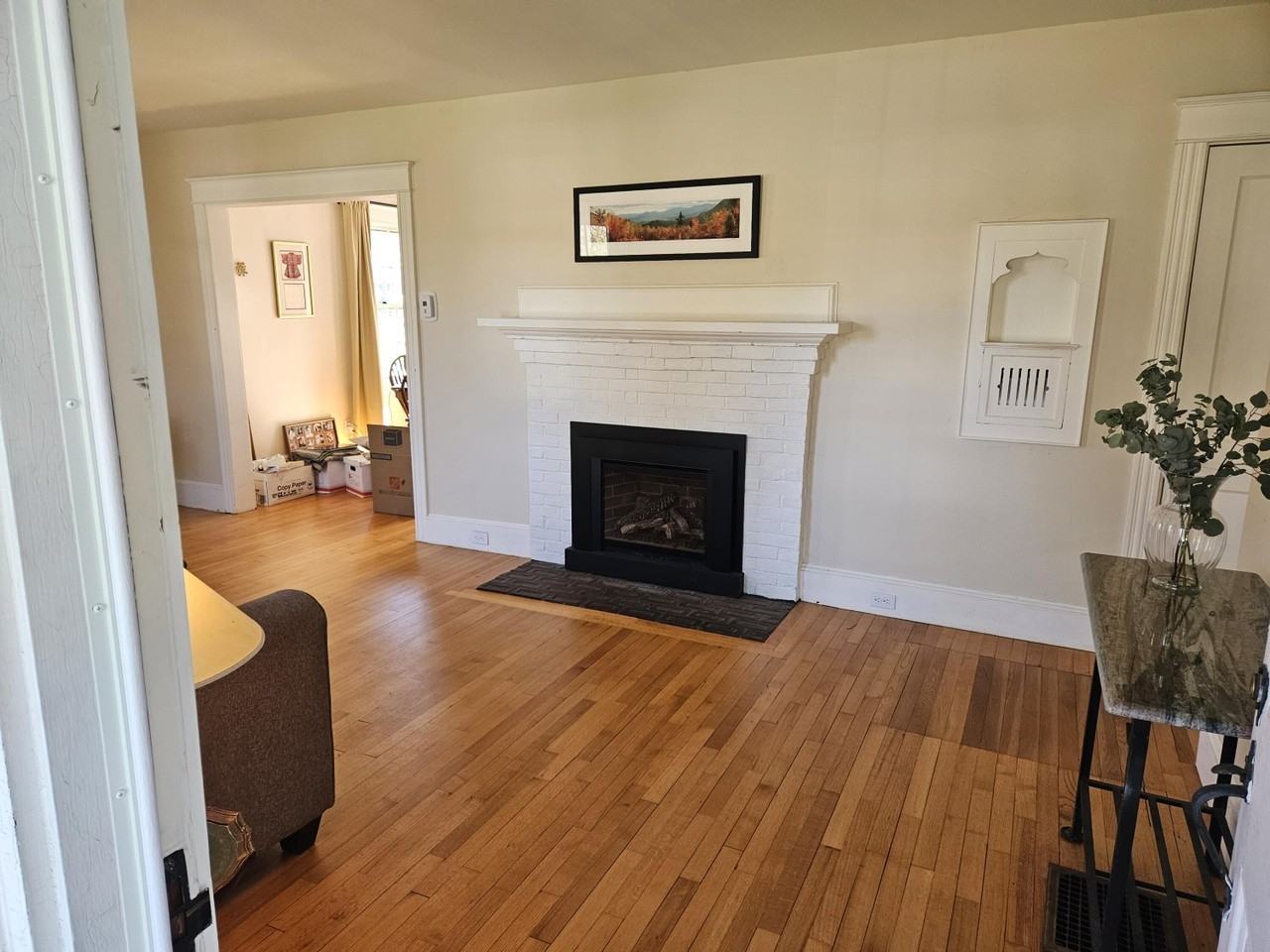 92 Virginia St - Photo 4 of 6