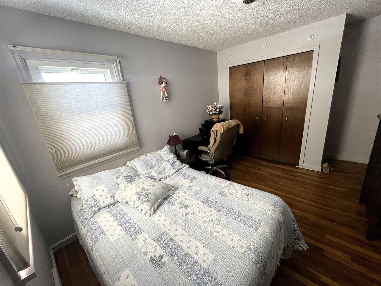 2600 Elm St - Photo 2 of 5