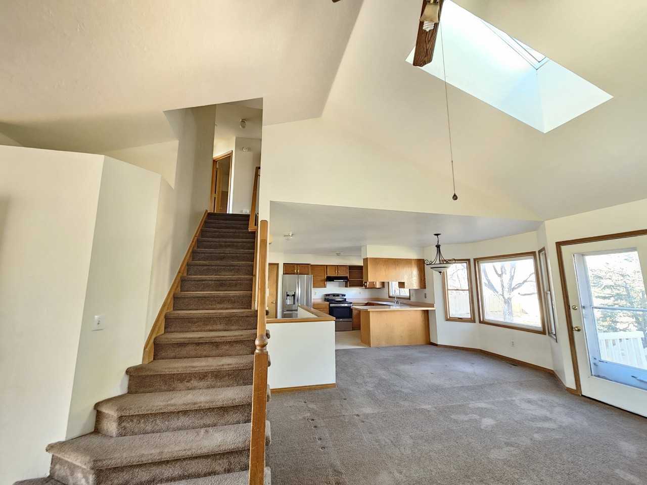 2301 43rd Avenue Ct - Photo 4 of 6