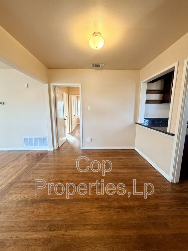 118 Field Crest Dr - Photo 2 of 18