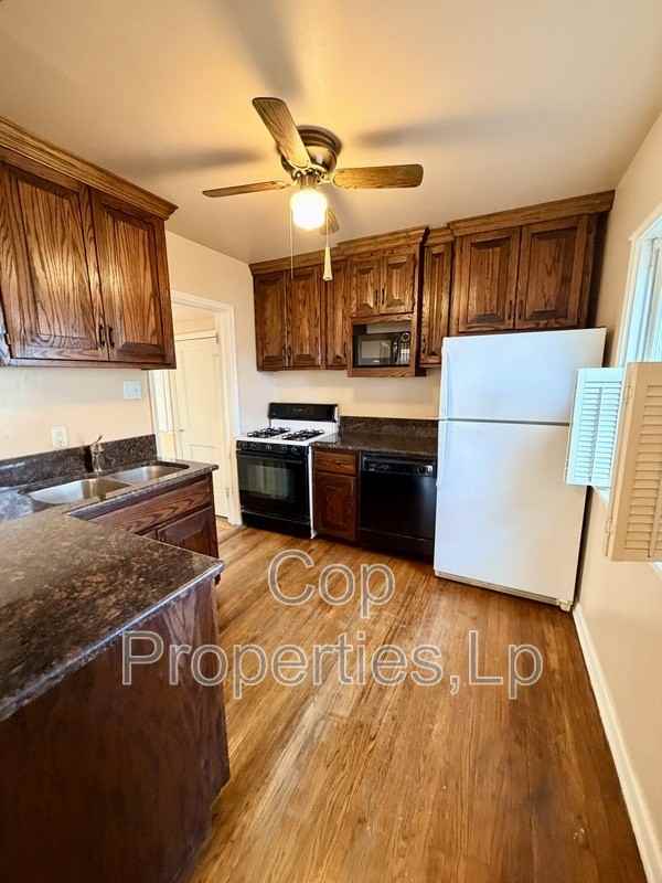 118 Field Crest Dr - Photo 5 of 18