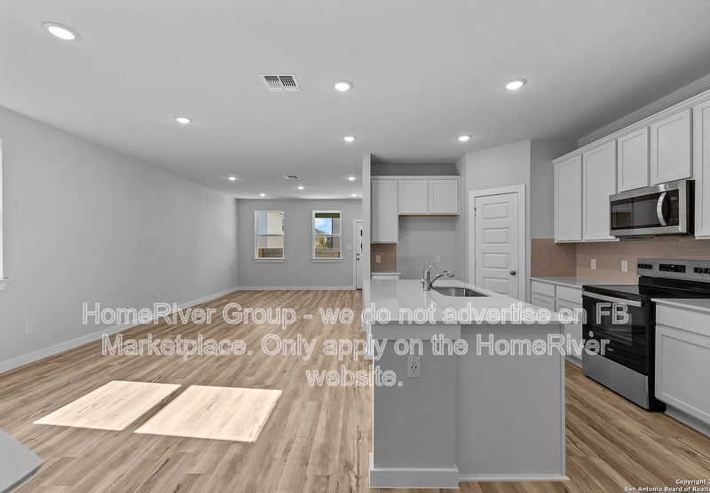 2540 Solon Ln - Photo 2 of 35