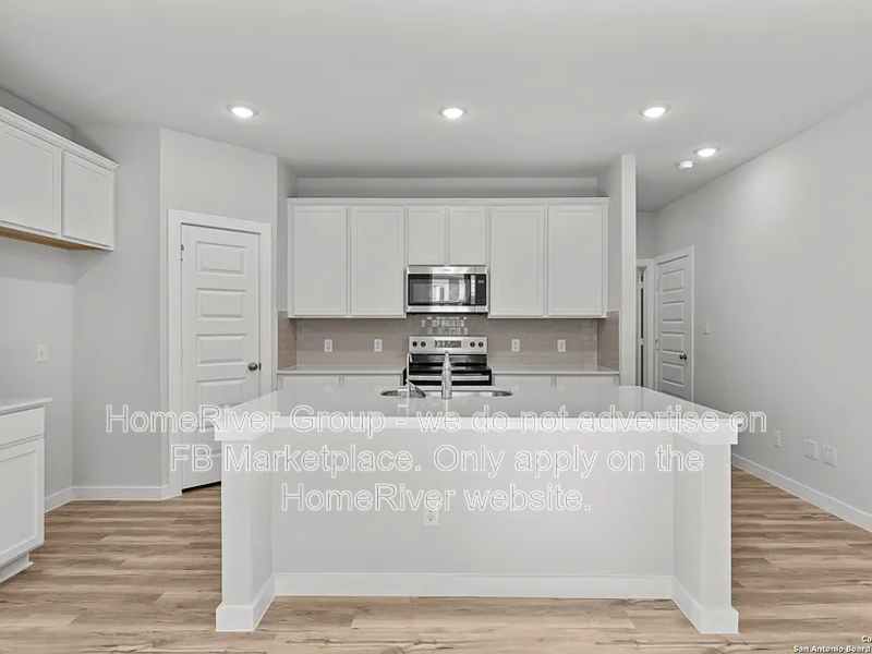 2540 Solon Ln - Photo 4 of 35