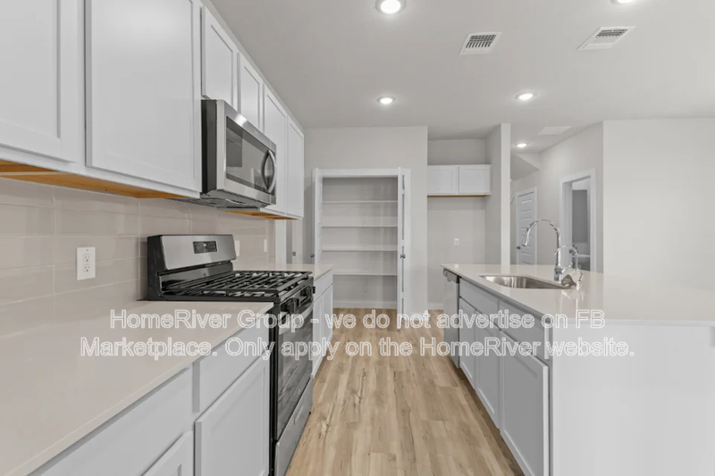 10711 Fairchild Way - Photo 3 of 19