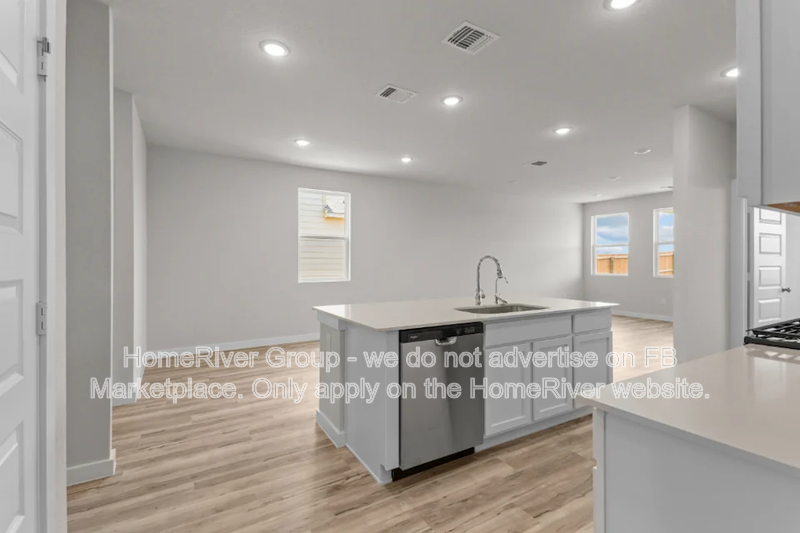 10711 Fairchild Way - Photo 4 of 19