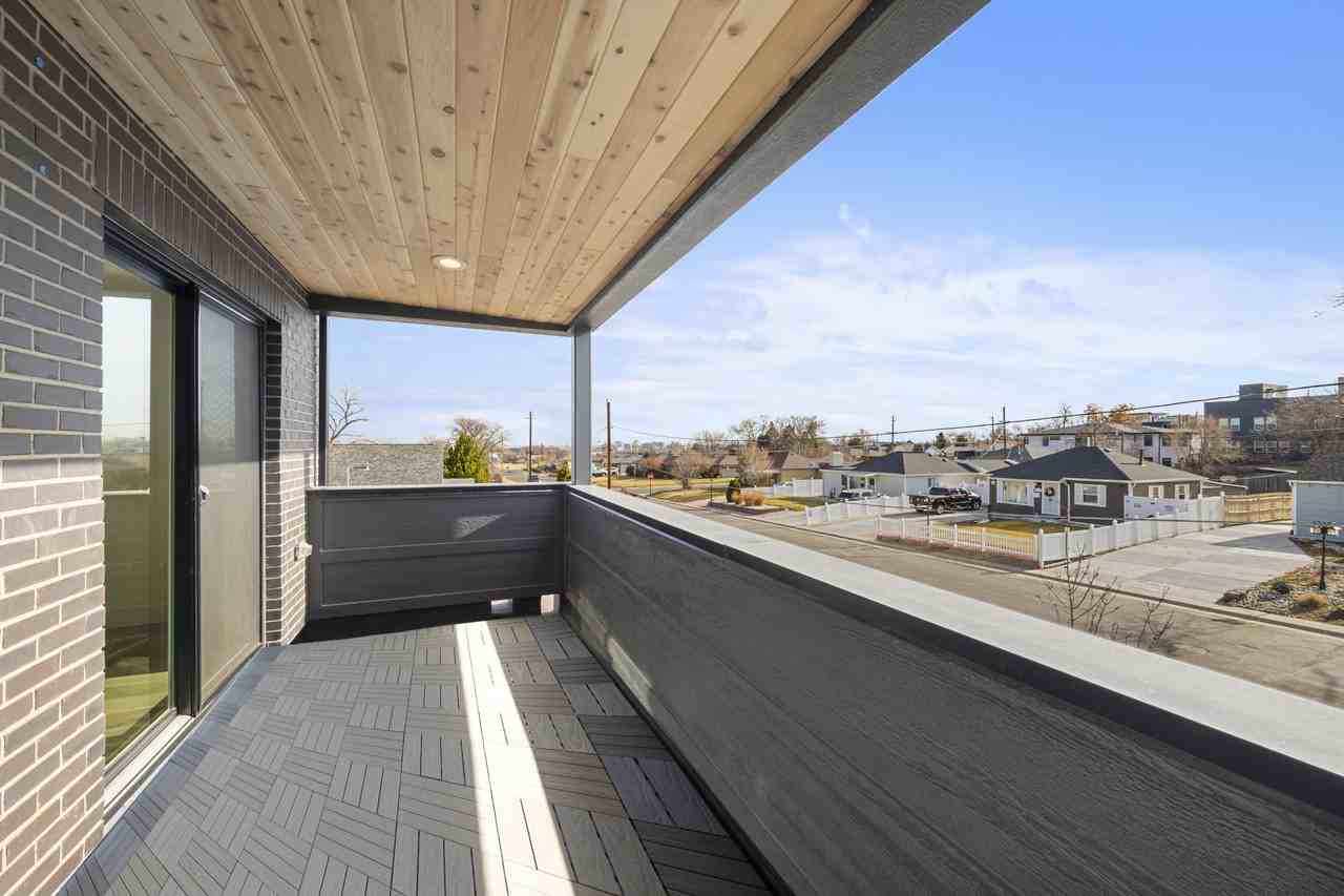 1951 W 47th Ave - Photo 7 of 17