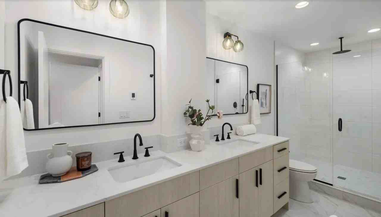 528 N 72nd St #ABC - Photo 5 of 16